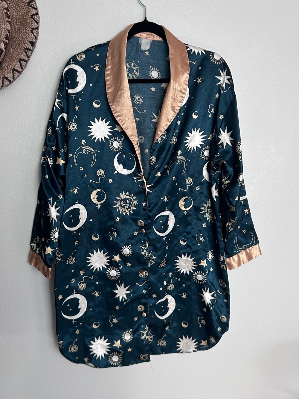 Vintage 80s/90s dark green whimsygoth celestial pajama robe/dress with gold trim